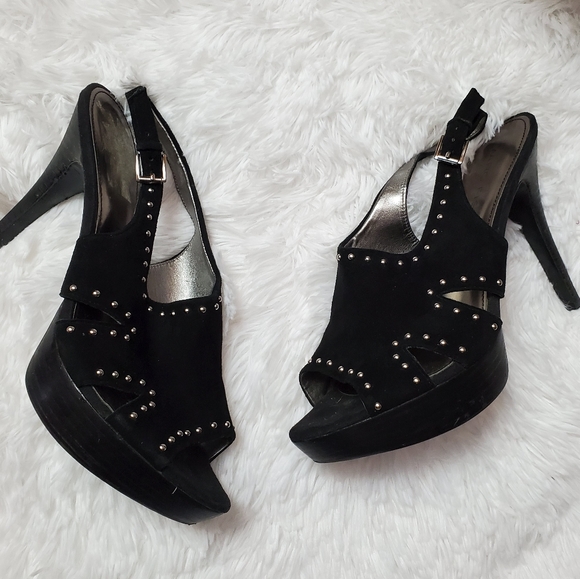 MARC FISCHER BLACK LEATHER SILVER STUDDED STILETTO - Picture 11 of 16